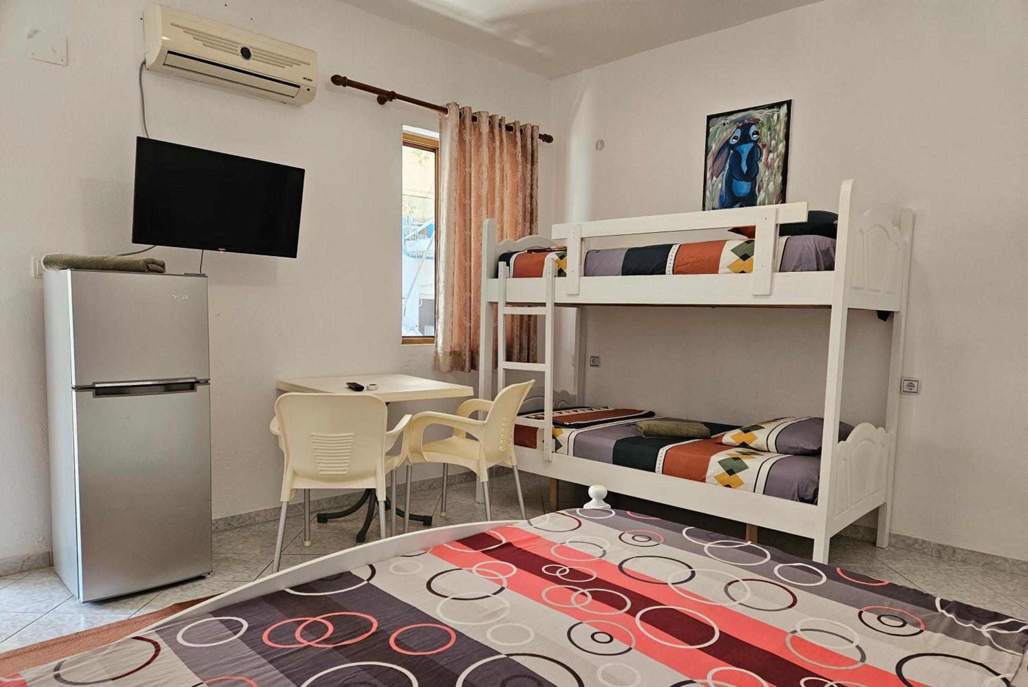 Aeria Rooms Himare Exterior photo